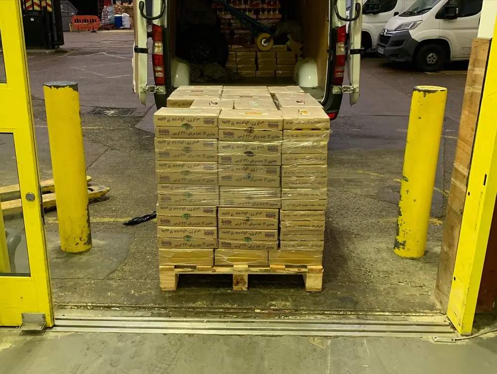 Pallet loading at a business unit